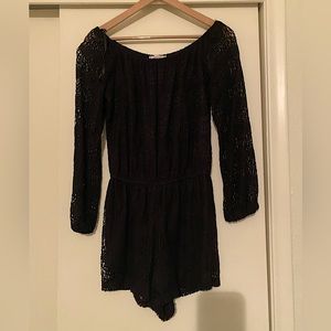 Black lace long sleeve romper